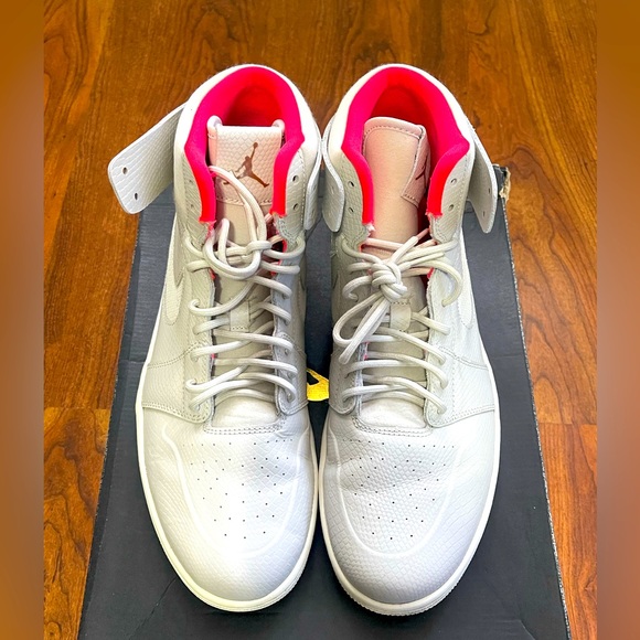 Jordan Other - AIR JORDAN 1 RETRO HIGH NOUV Mens
